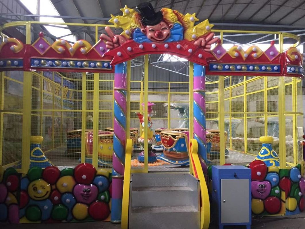 18 คน สถานที่บันเทิงเด็ก Bee Like Spray Ball รถยนต์ สนามเด็ก